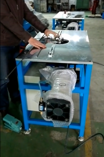 Yon lòd pou aparèy chofaj tubulaires koube machin ki soti nan Iran