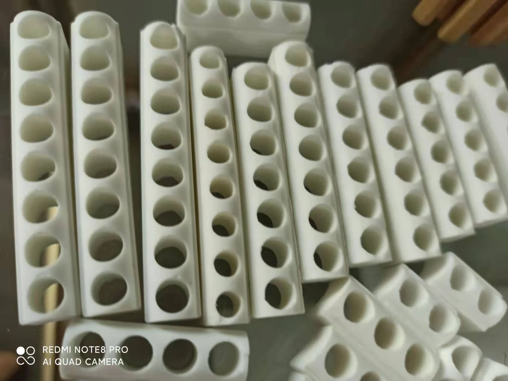Yon lòd pou pèl seramik 80000pcs soti nan Ajantin